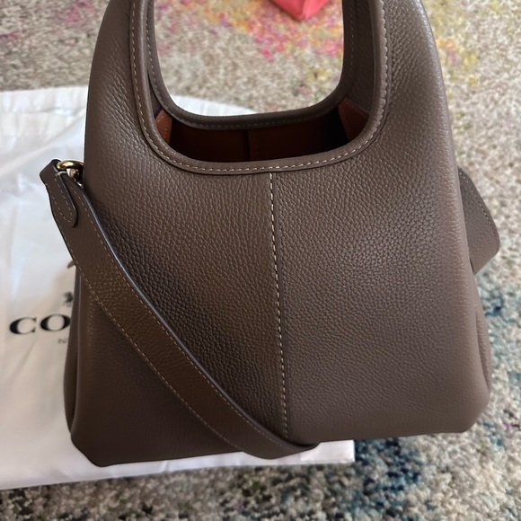 Coach Lana Leather Handbag 23 - Picture 7 of 7